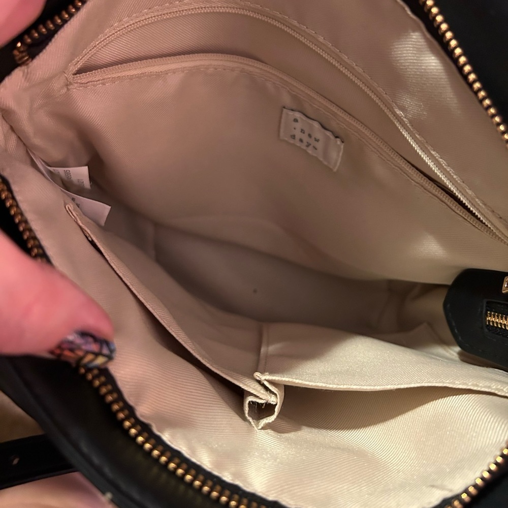Canvas Crossbody Bag - Picture 2 of 8